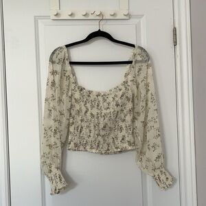 Breath Of Youth ~ Vintage-y floral ruched long sleeve top